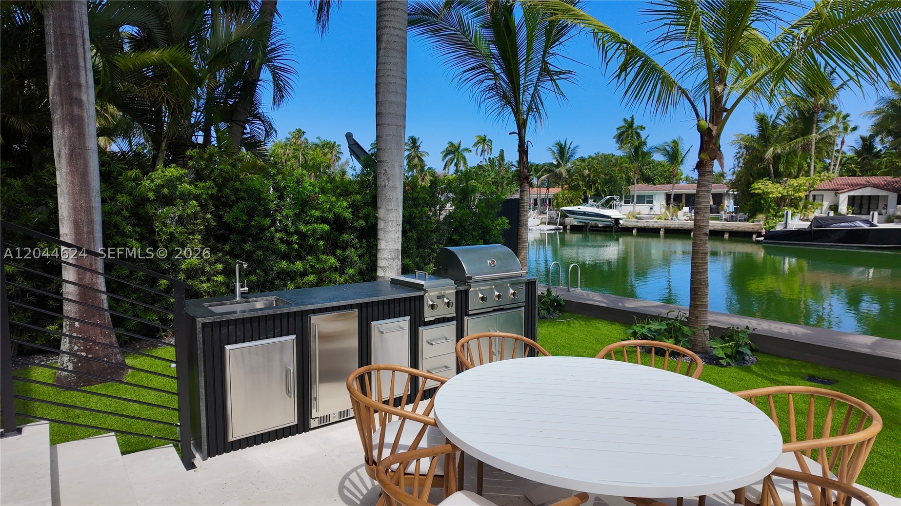 570 S Shore Dr Miami Beach, FL 33141