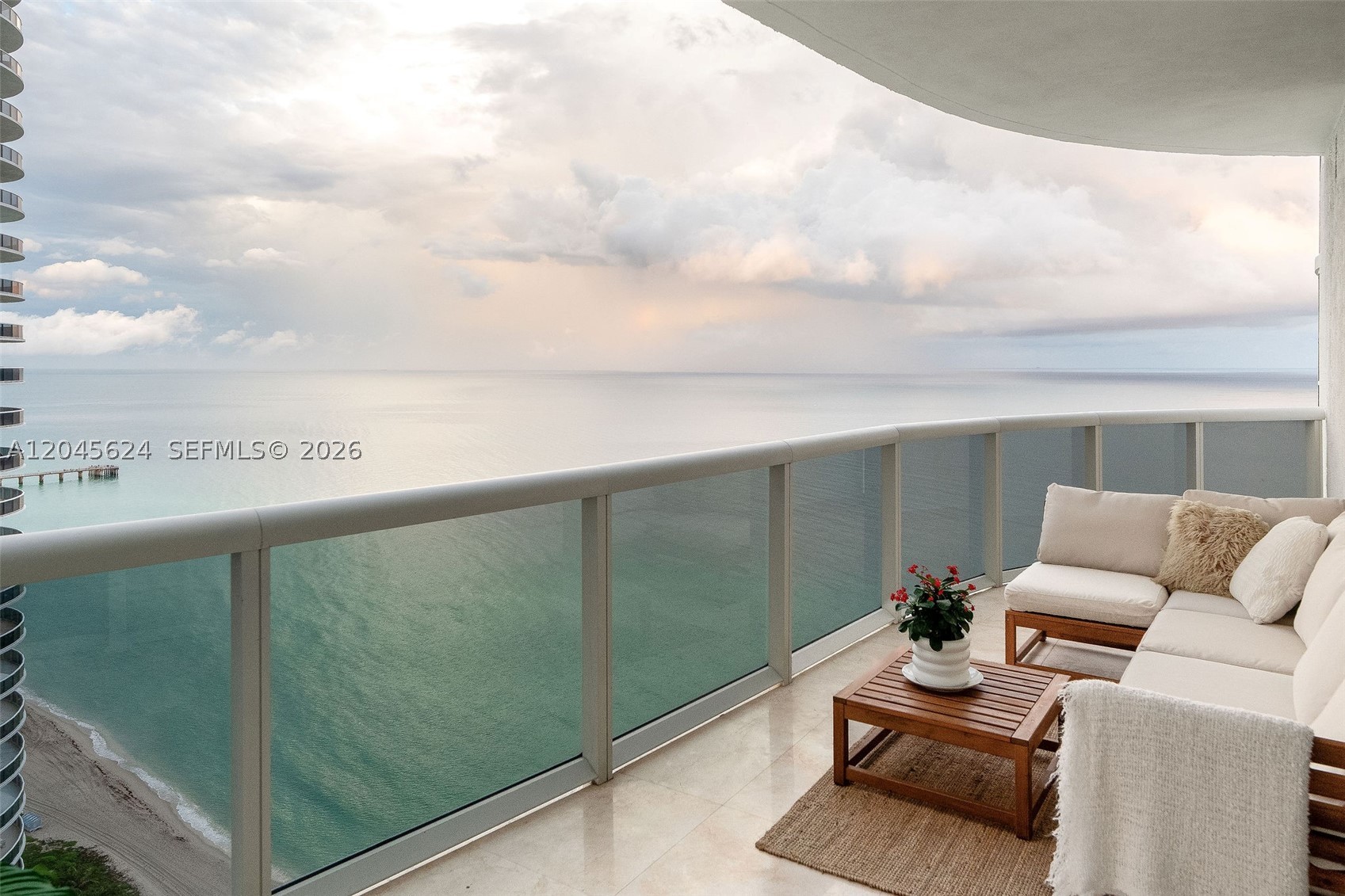 15901 Collins Ave #2502 Sunny Isles Beach, FL 33160
