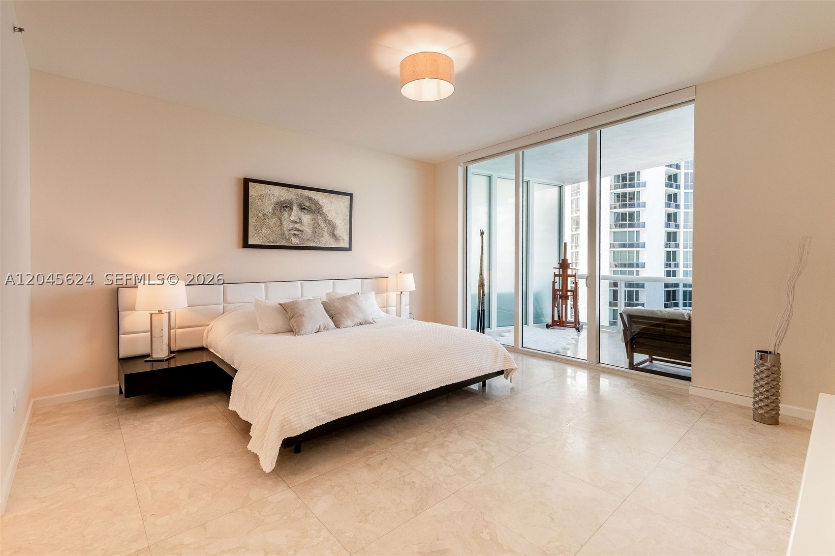 15901 Collins Ave #2502 Sunny Isles Beach, FL 33160