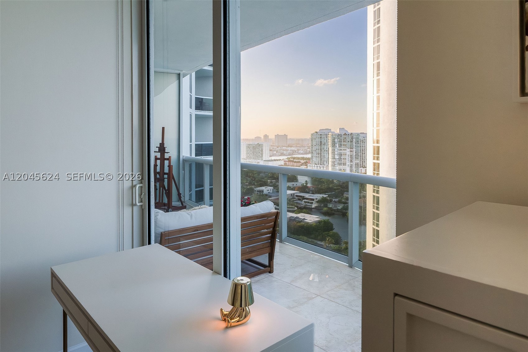 15901 Collins Ave #2502 Sunny Isles Beach, FL 33160