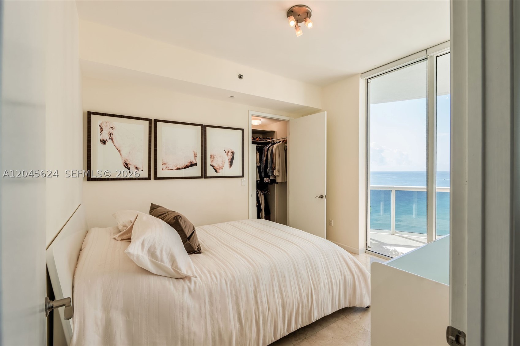 15901 Collins Ave #2502 Sunny Isles Beach, FL 33160
