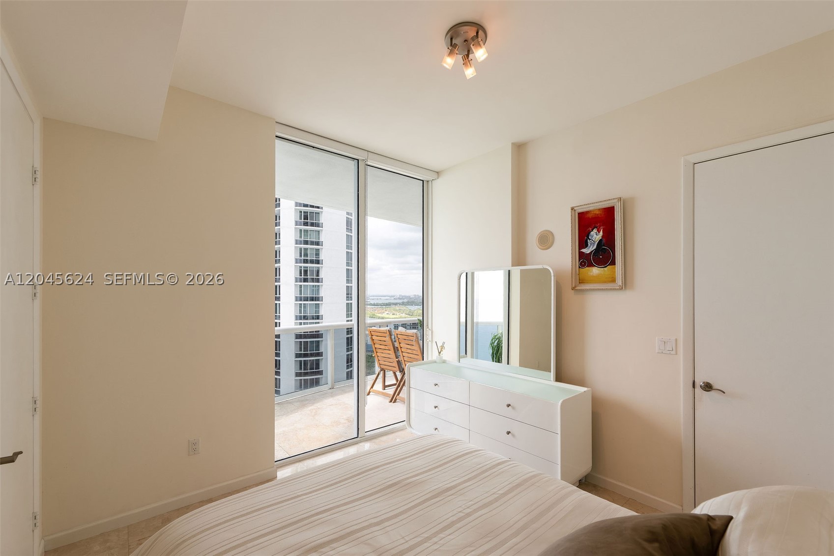 15901 Collins Ave #2502 Sunny Isles Beach, FL 33160
