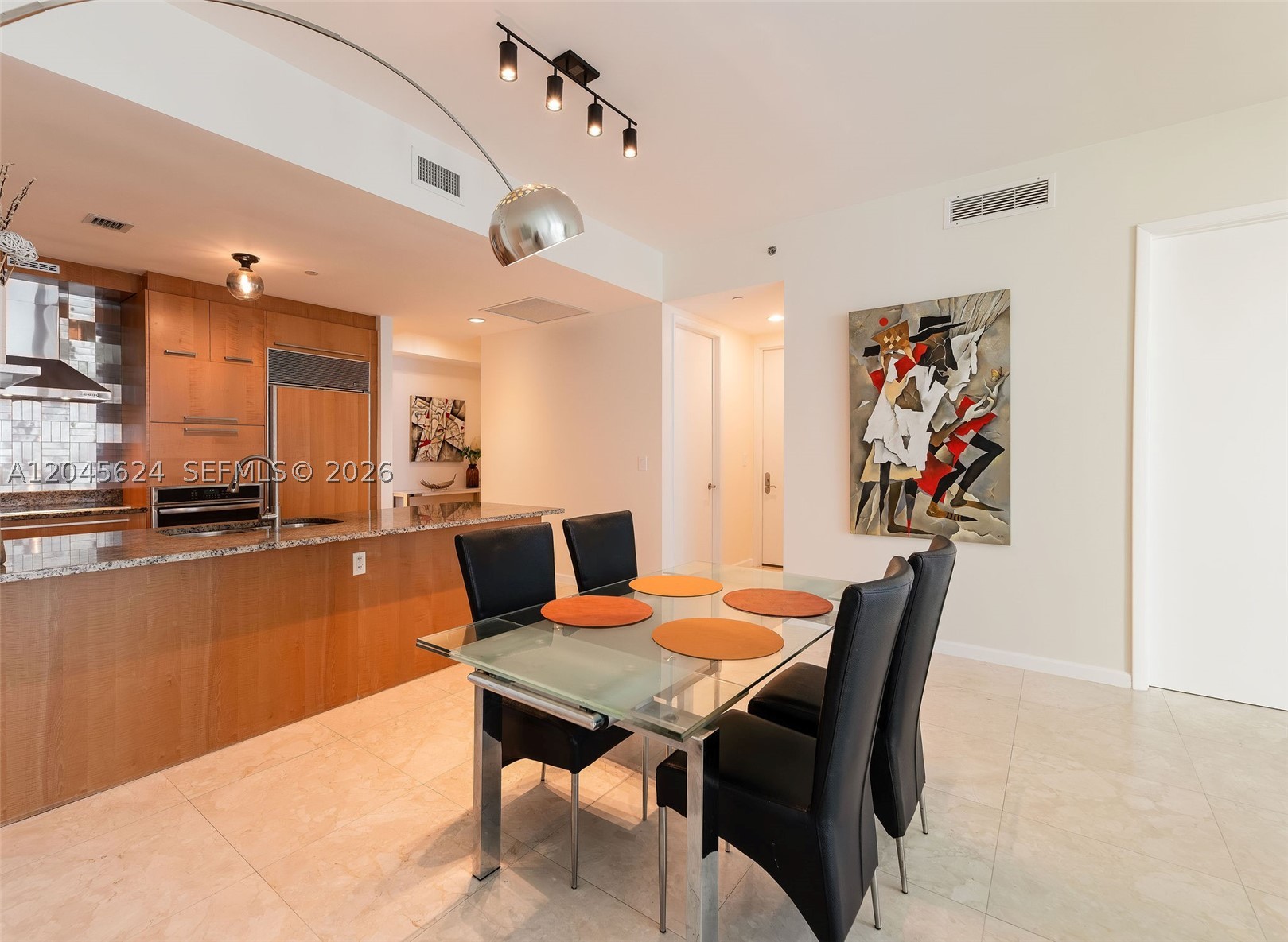 15901 Collins Ave #2502 Sunny Isles Beach, FL 33160