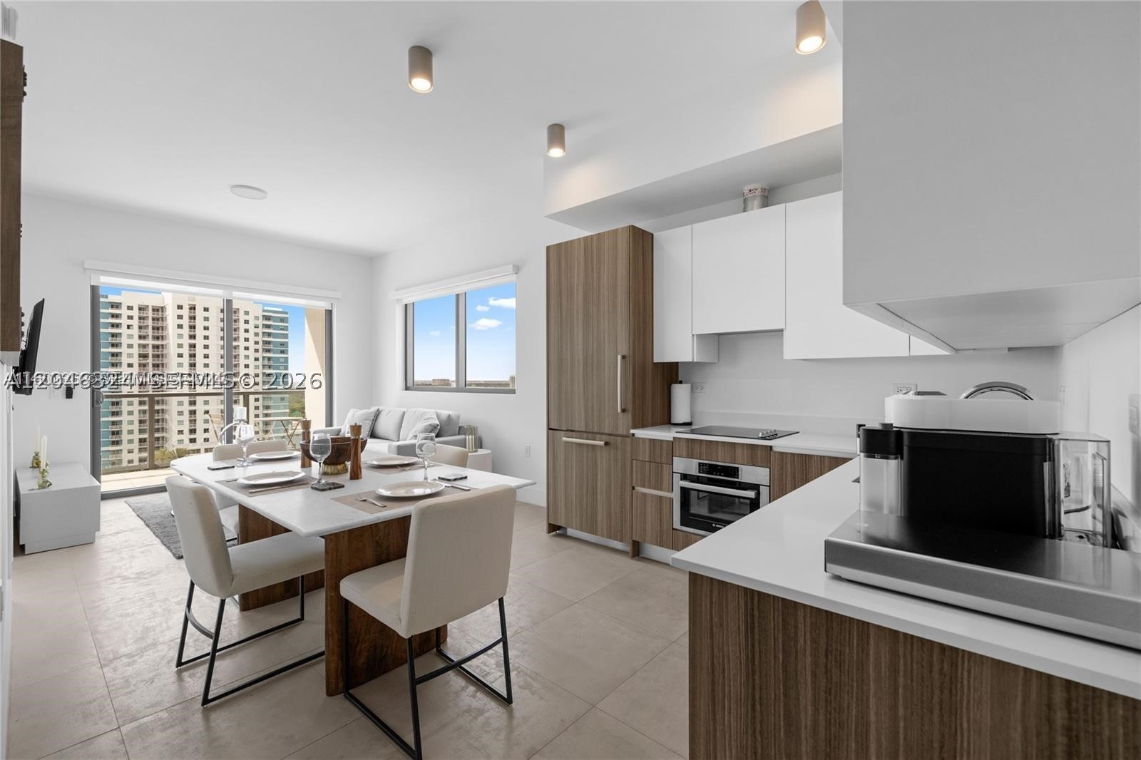 image Smart Brickell I11