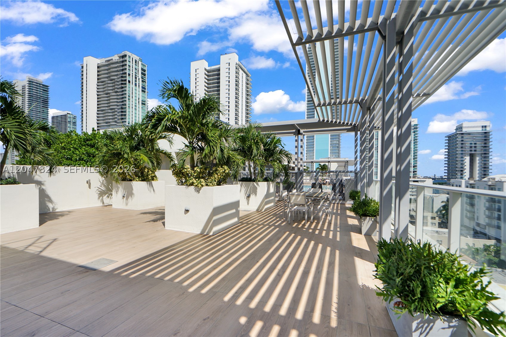 image 26 Edgewater22