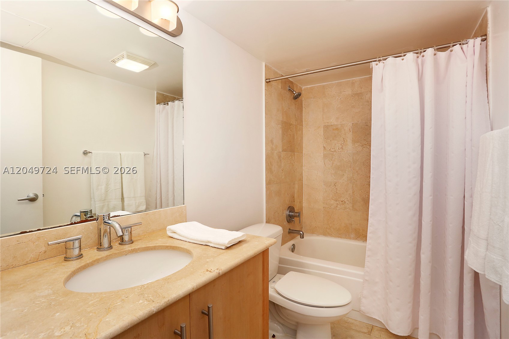image Harbour House12