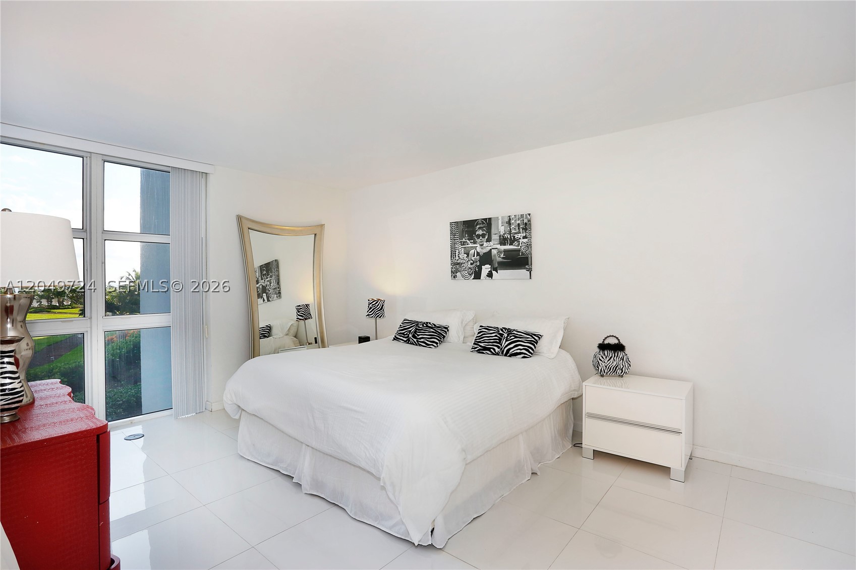 image Harbour House8