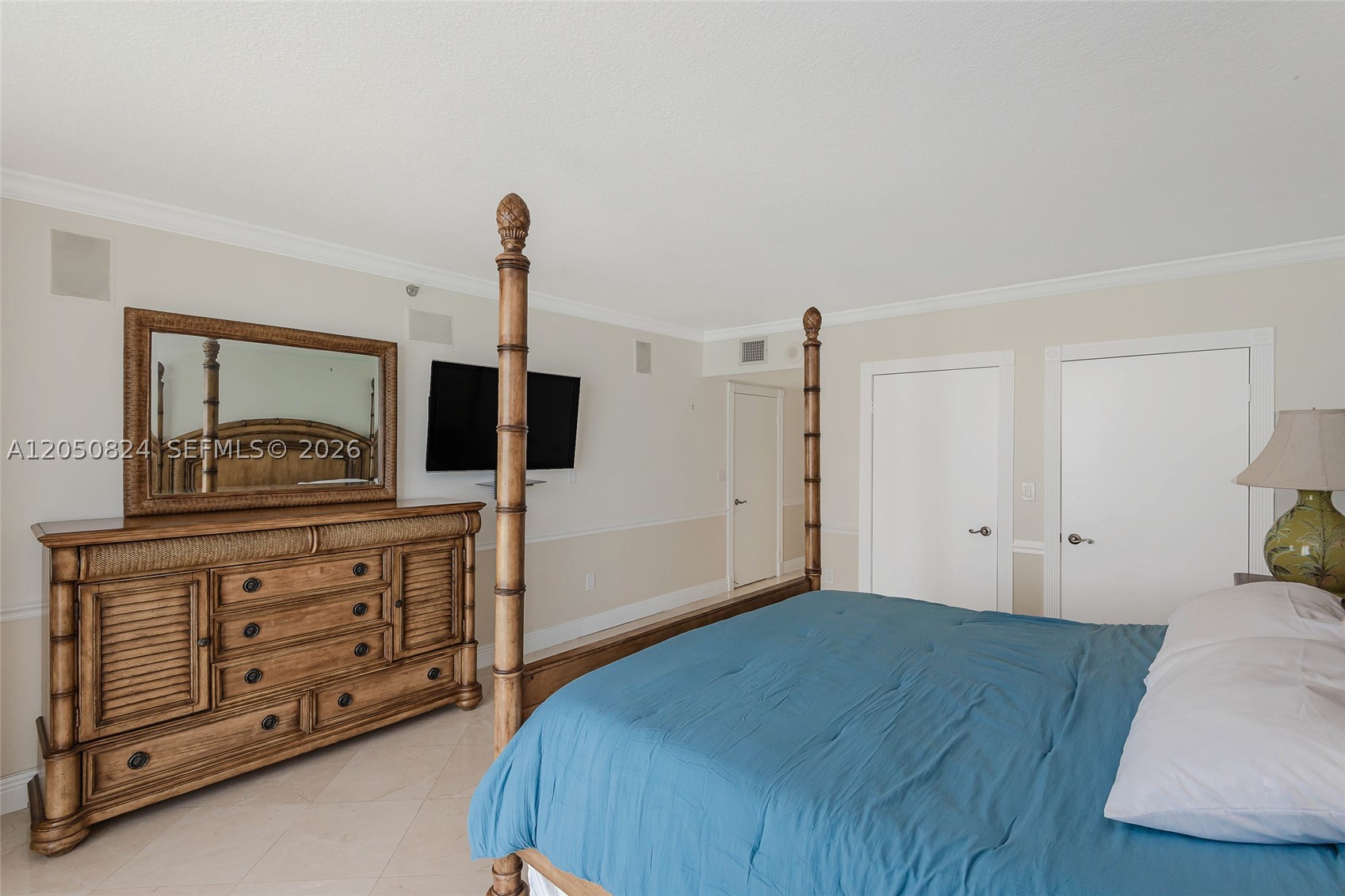 8855 Collins Ave #8J Surfside, FL 33154