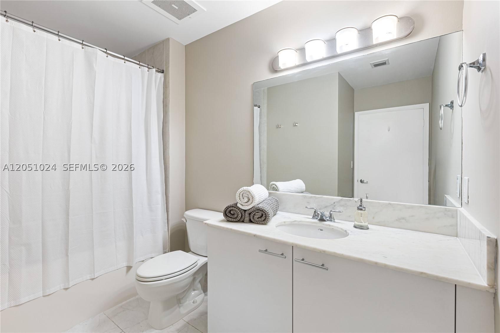 image The Loft 210