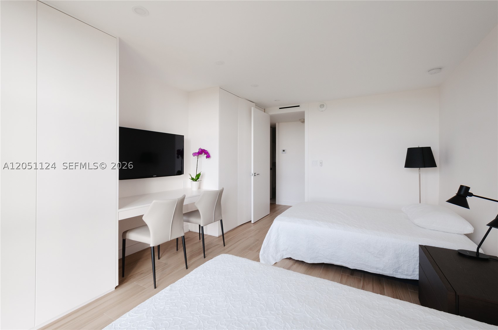 image Towers of Key Biscayne8