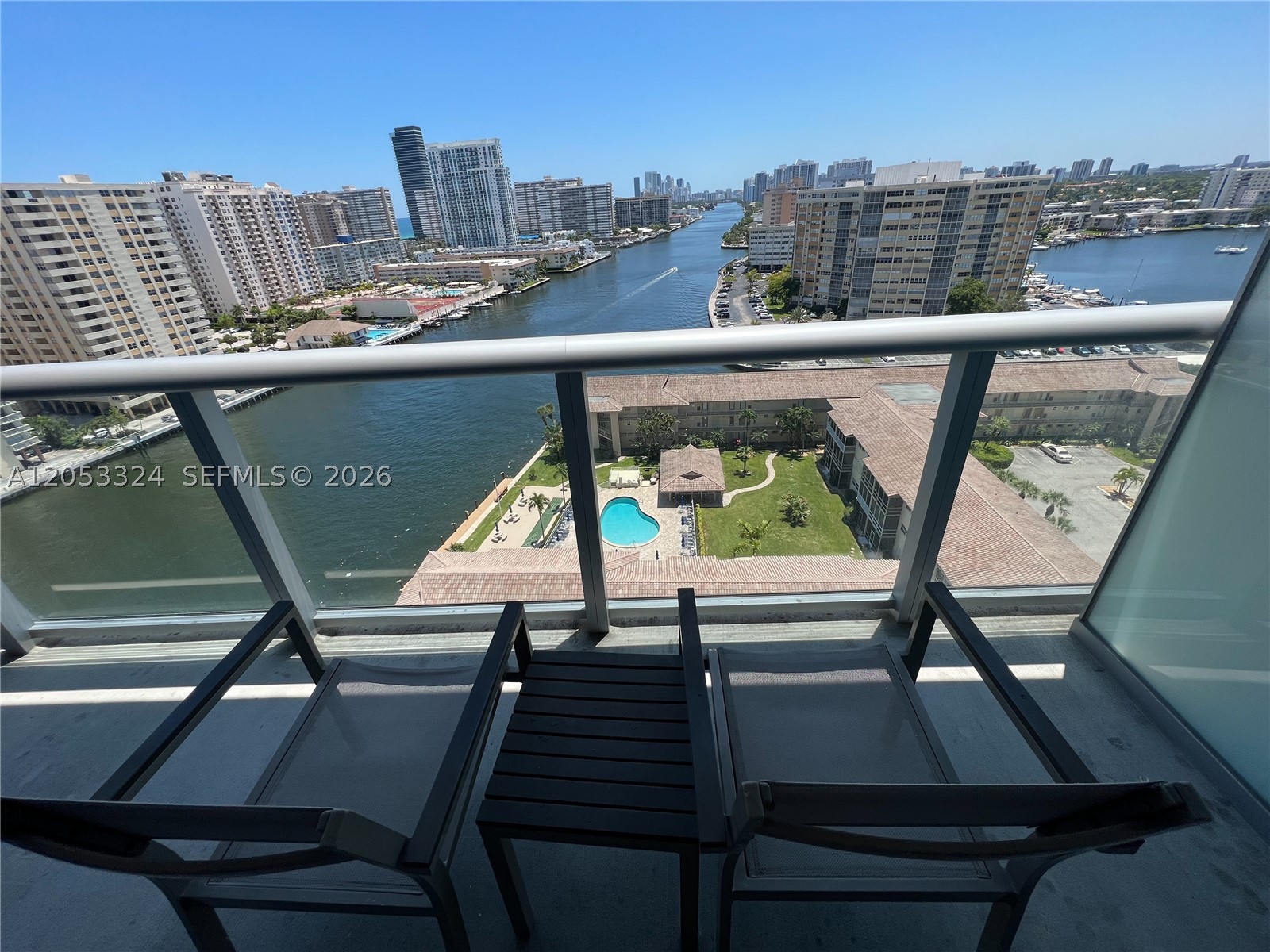 image Beachwalk Condominium9