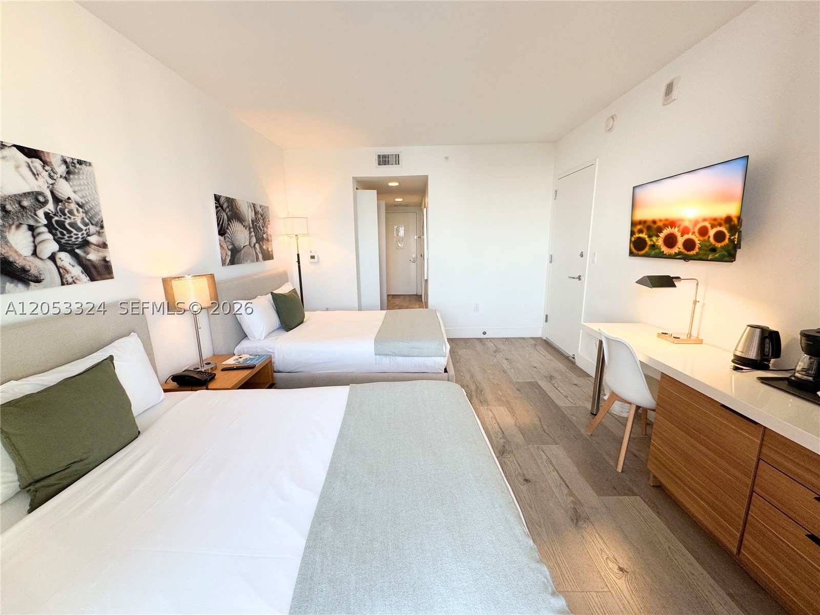 image Beachwalk Condominium28