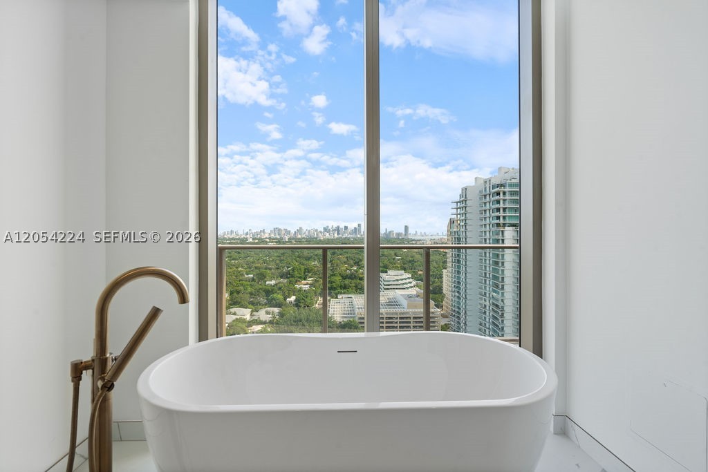 2678 Tigertail Ave #PH1 Miami, FL 33133