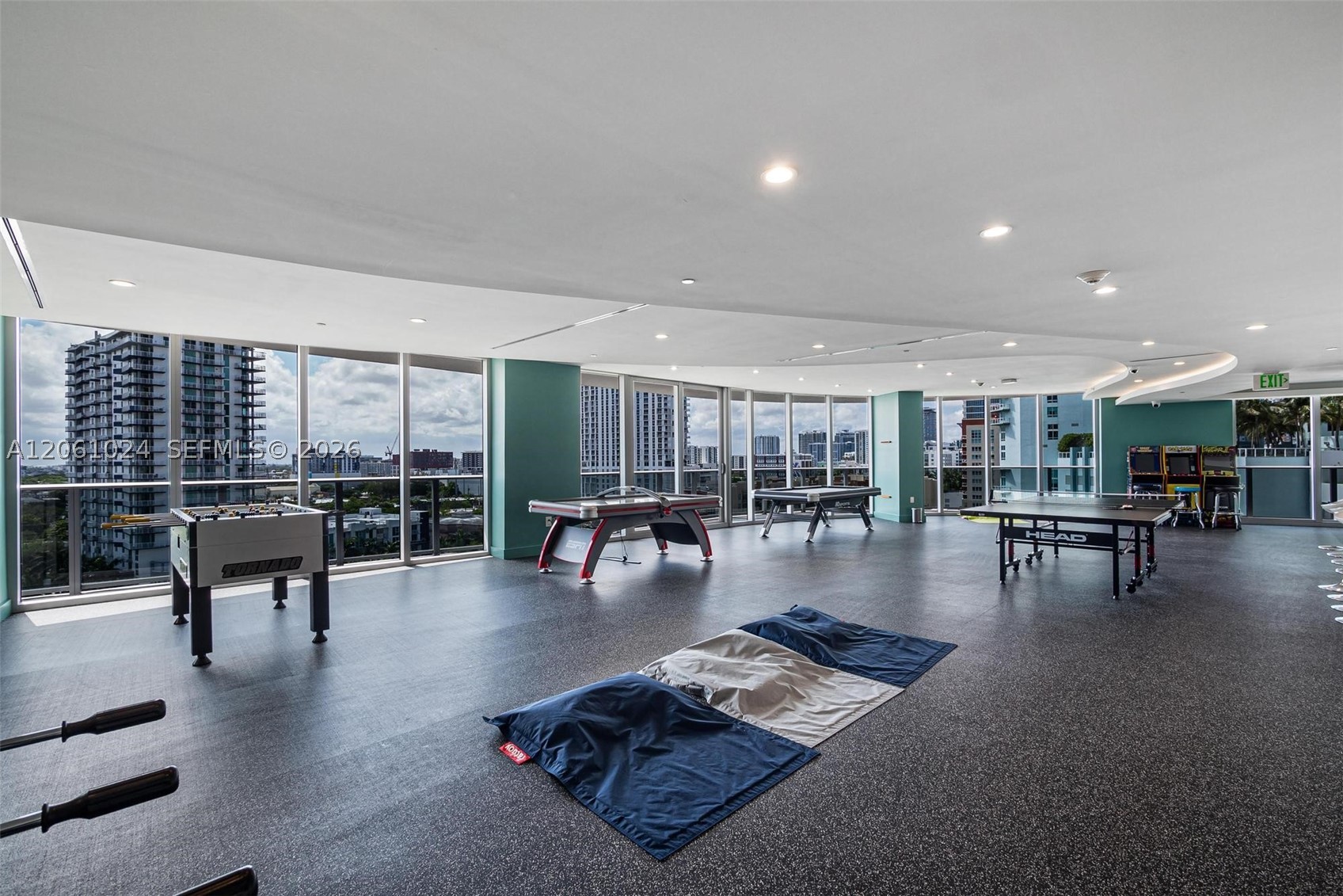 image Aria on the Bay27