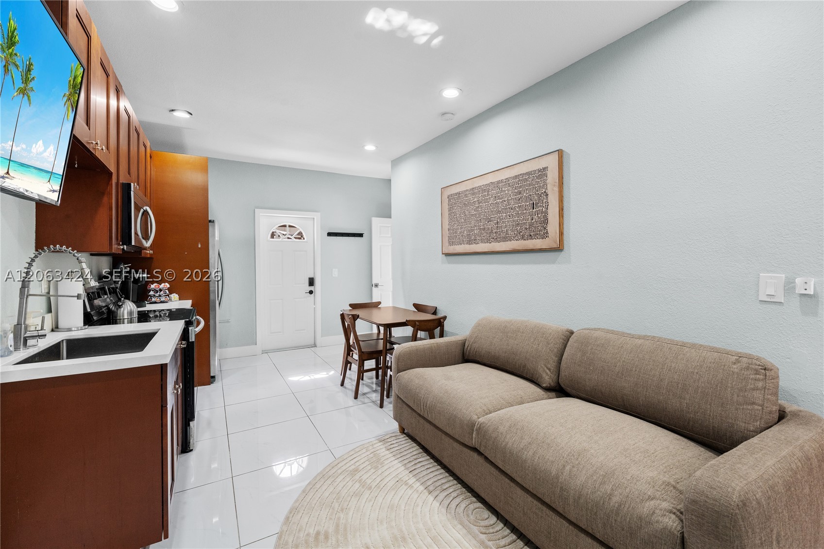 3134 Carter St Miami, FL 33133