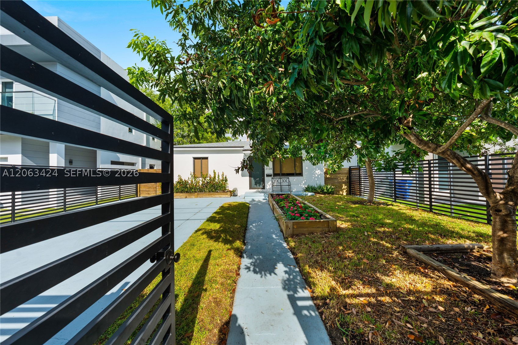 3134 Carter St Miami, FL 33133