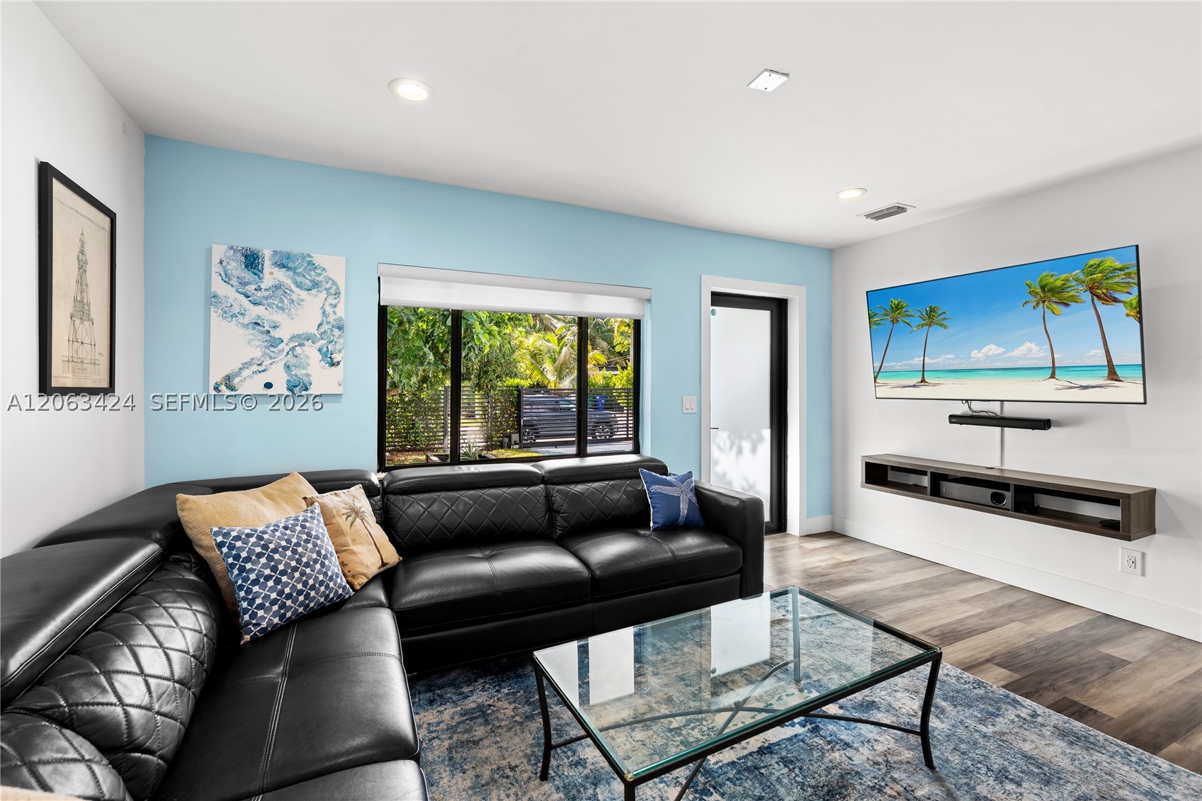 3134 Carter St Miami, FL 33133