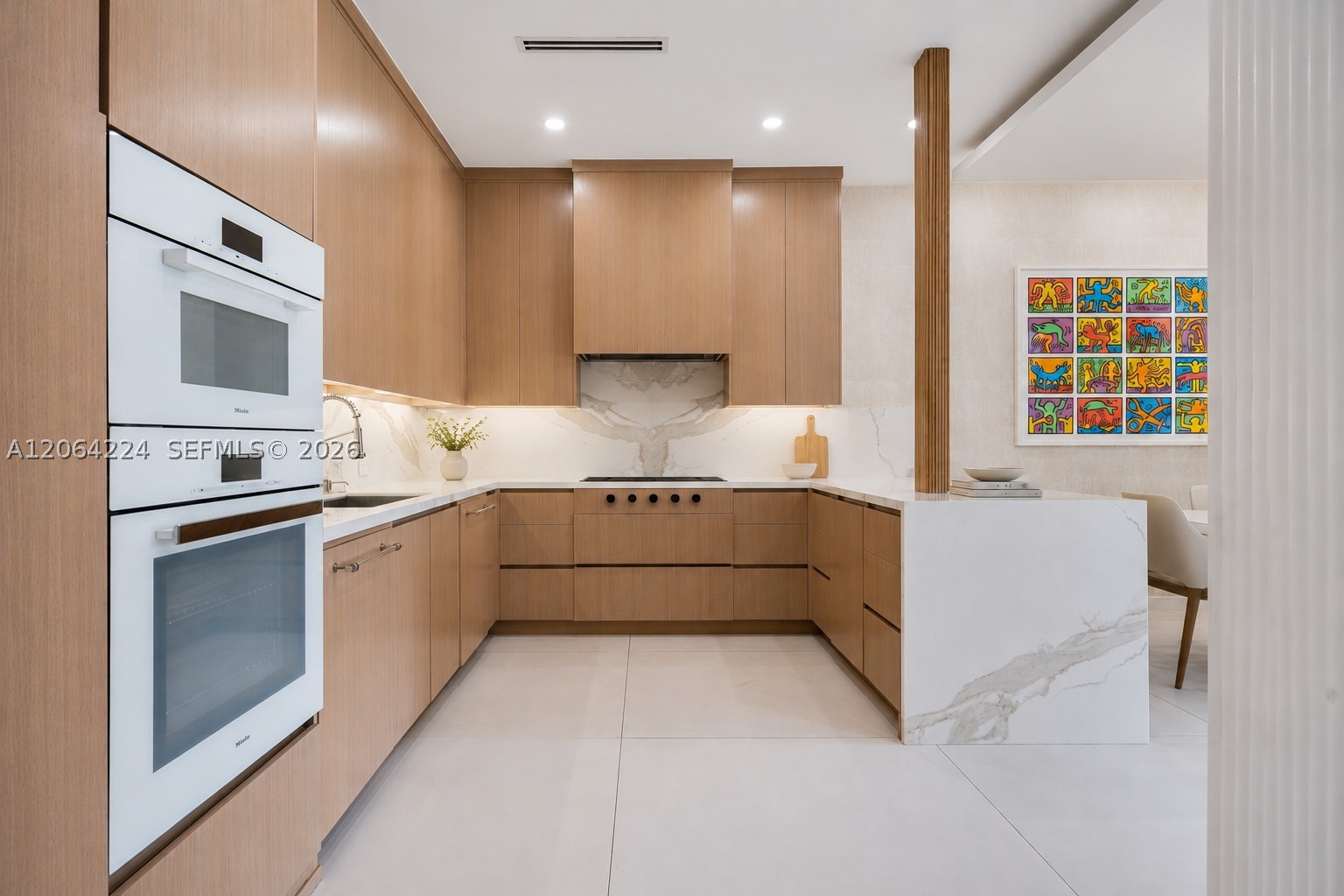 6203 Laguna Path N Miami Beach, FL 33141
