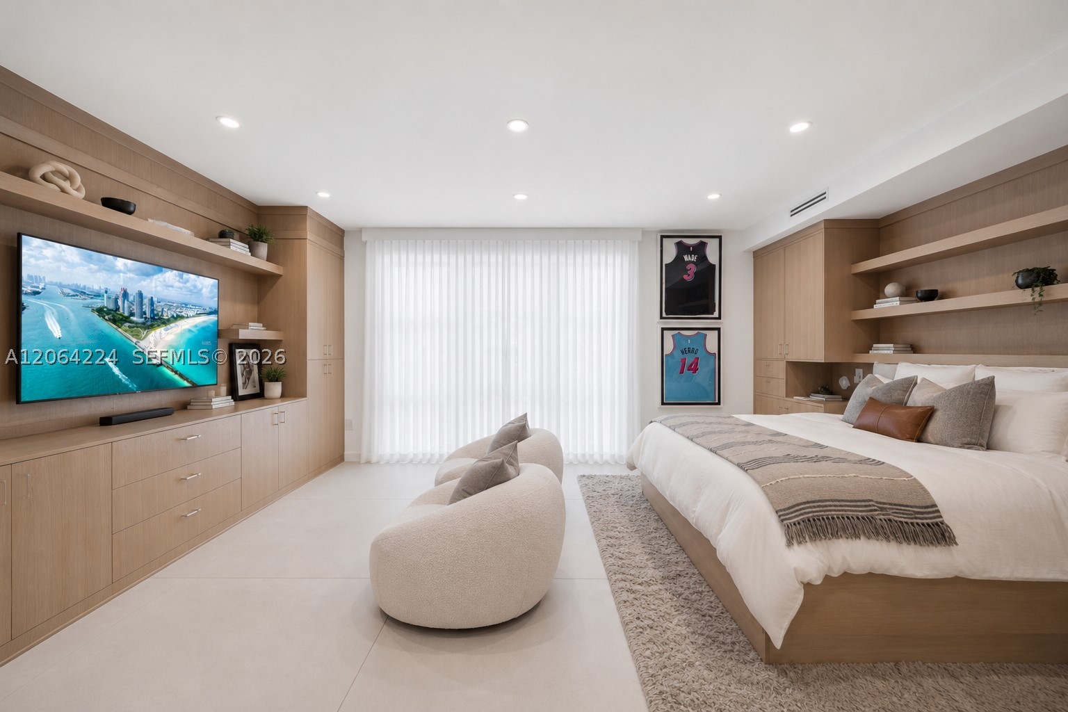 6203 Laguna Path N Miami Beach, FL 33141