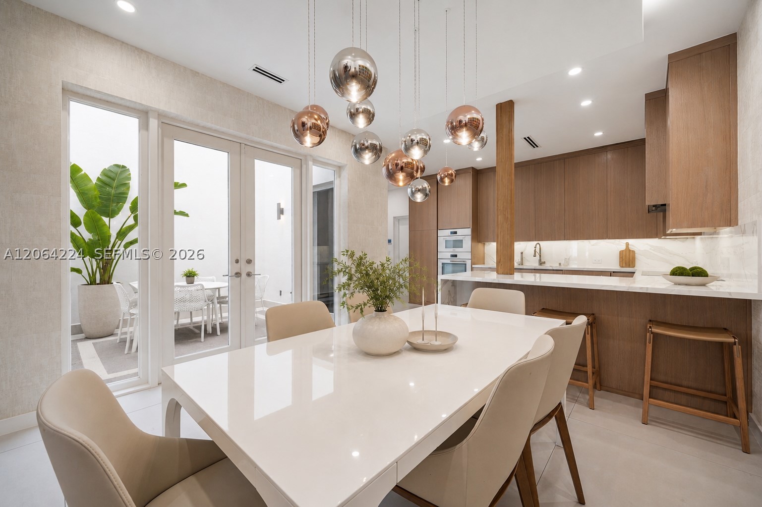 6203 Laguna Path N Miami Beach, FL 33141