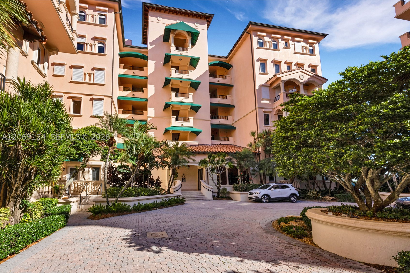 13647 Deering Bay Dr #142 Coral Gables, FL 33158