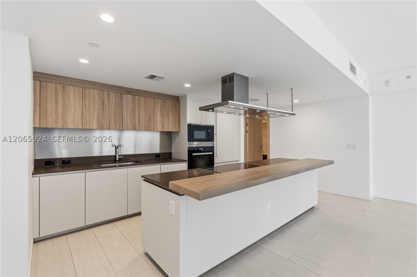 image Brickell Flatiron15
