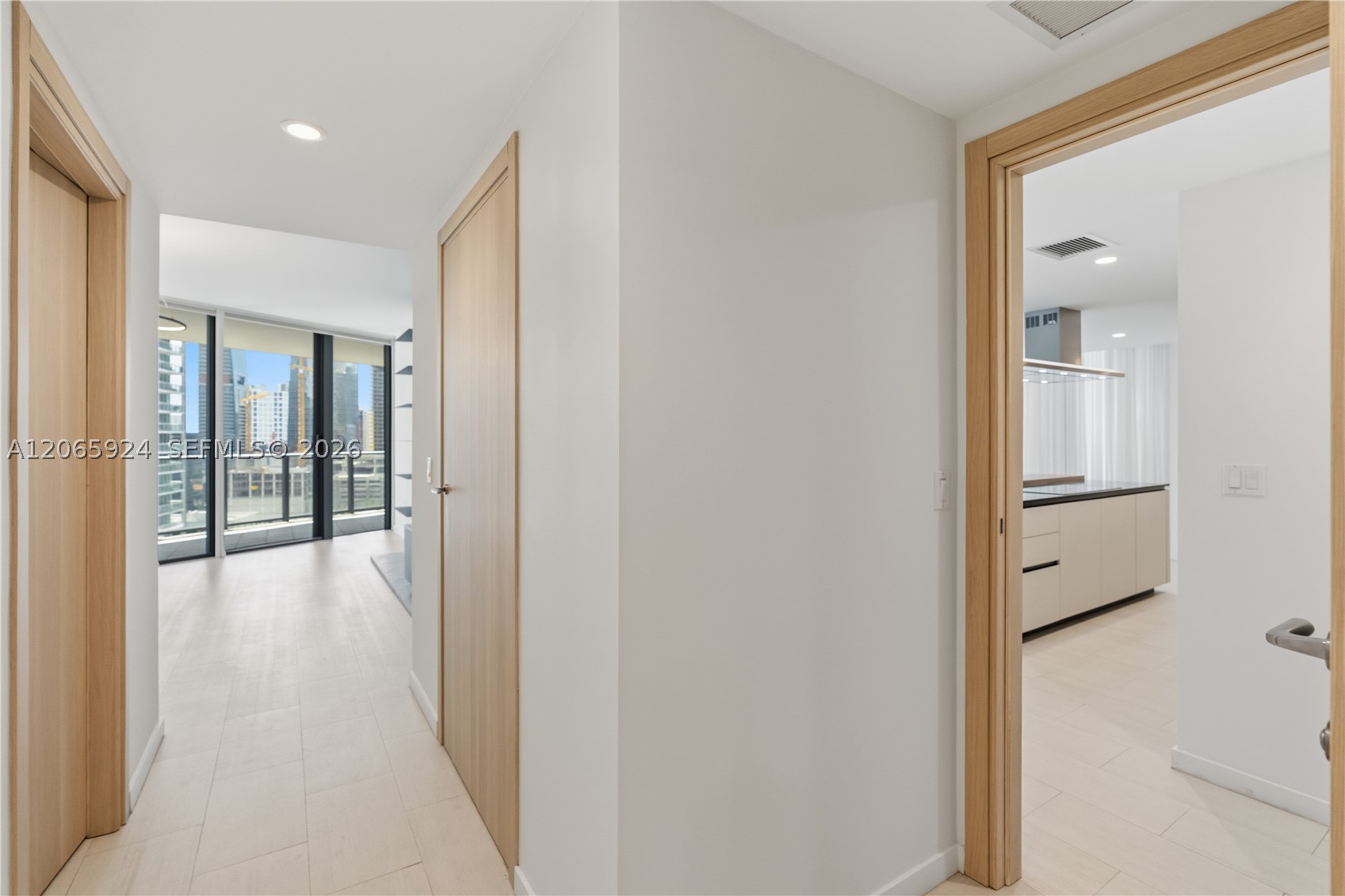 image Brickell Flatiron21