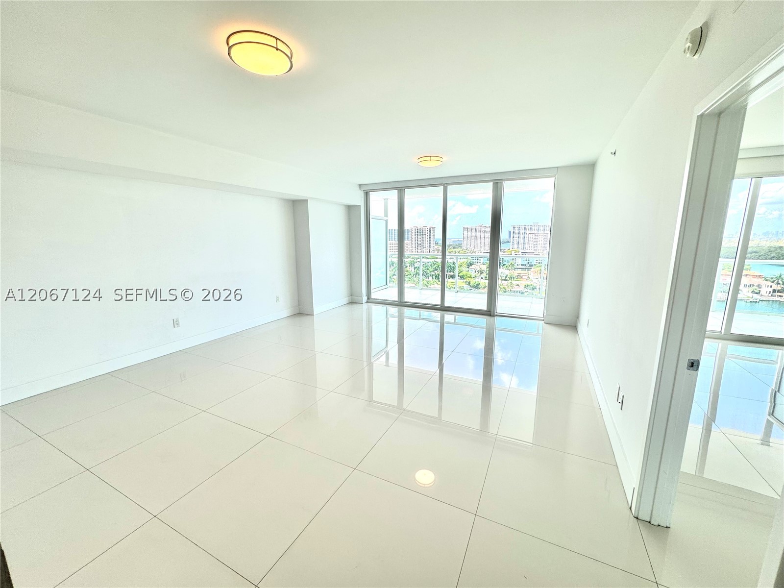image 400 Sunny Isles12