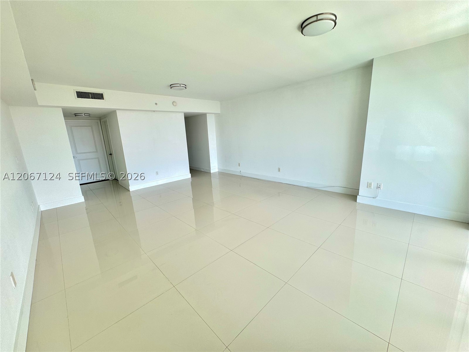 image 400 Sunny Isles15