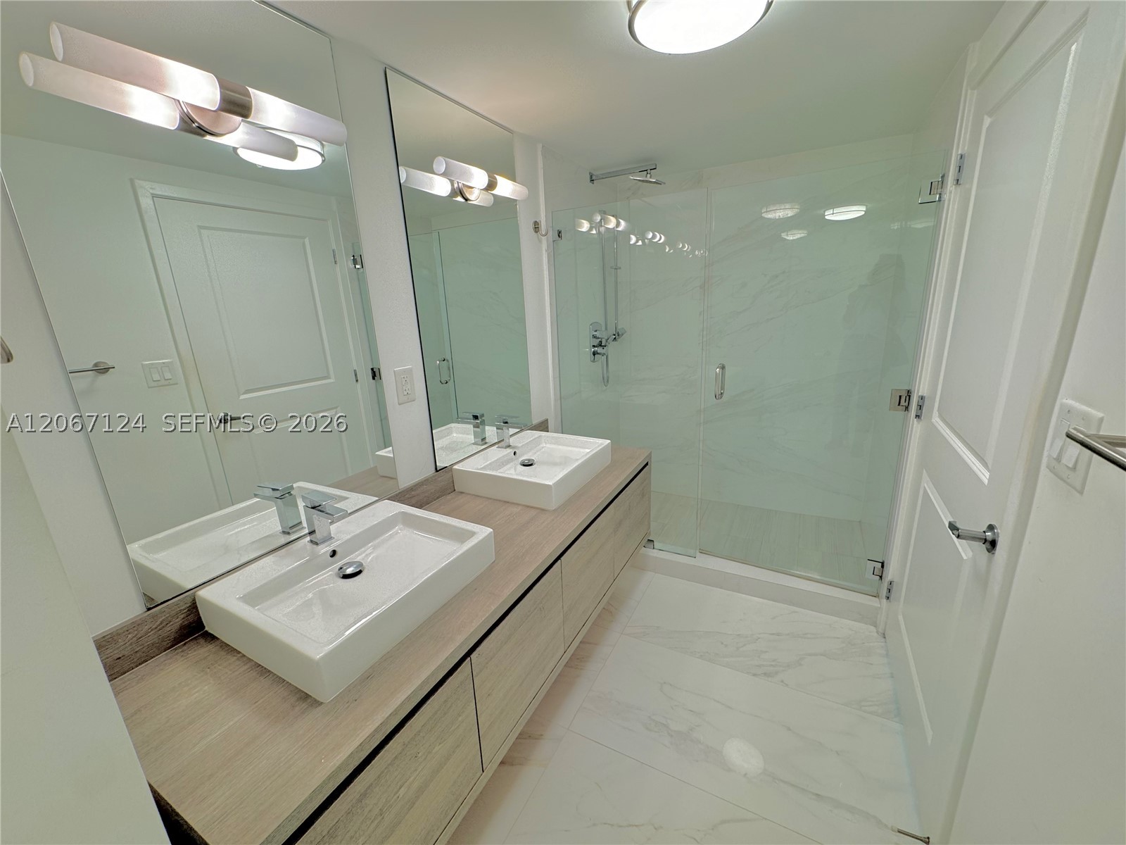 image 400 Sunny Isles26