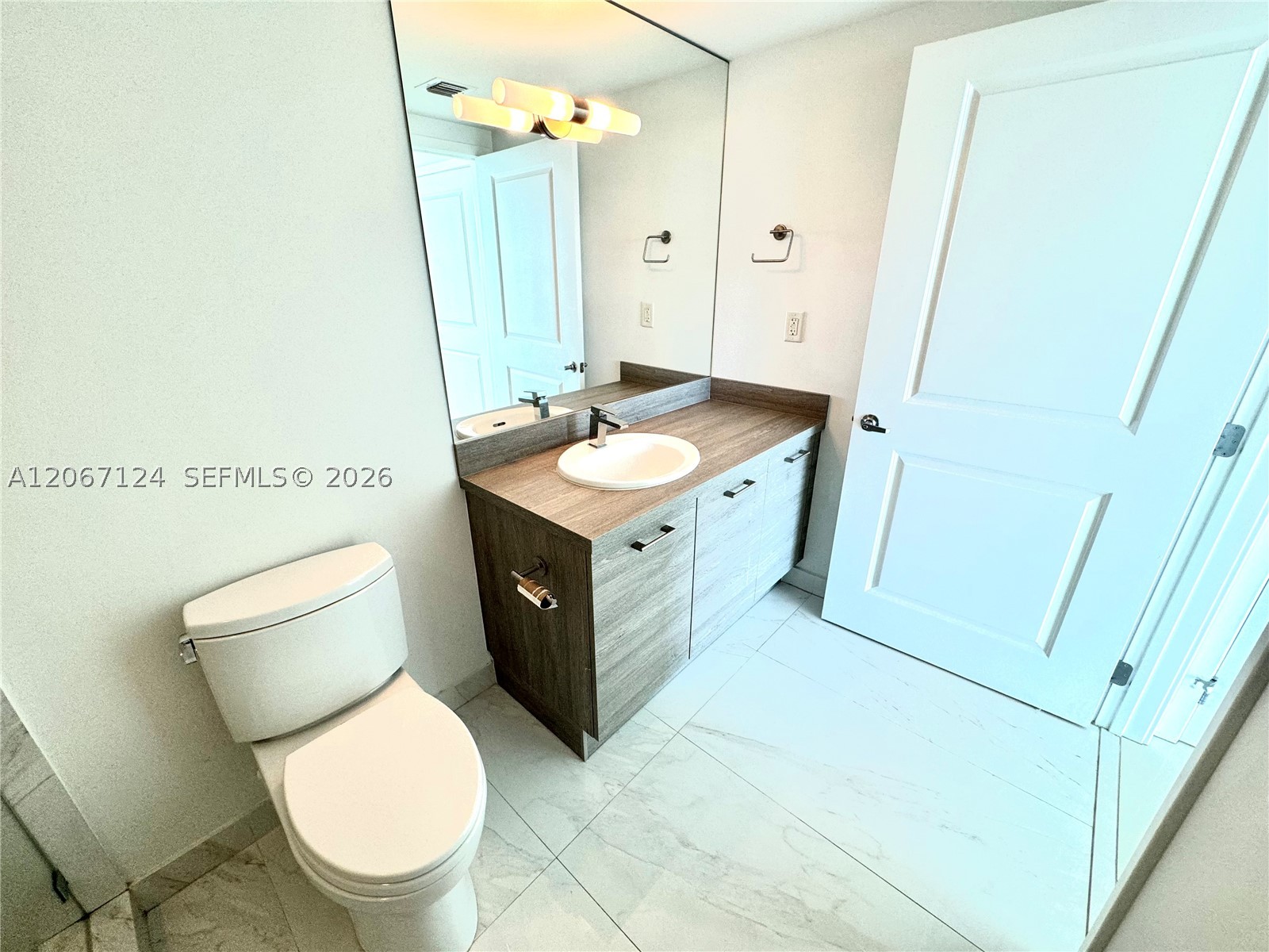 image 400 Sunny Isles33