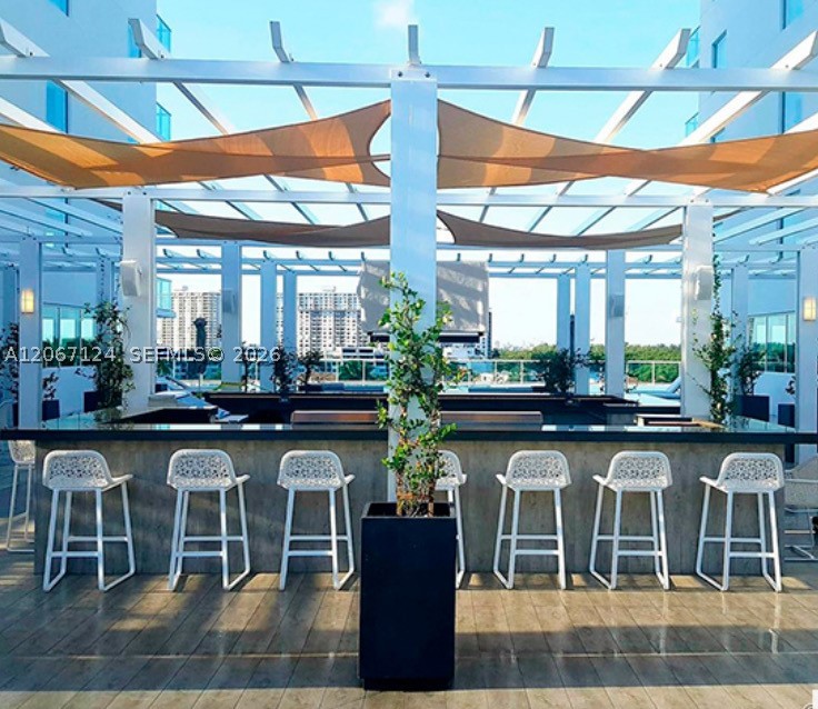 image 400 Sunny Isles35