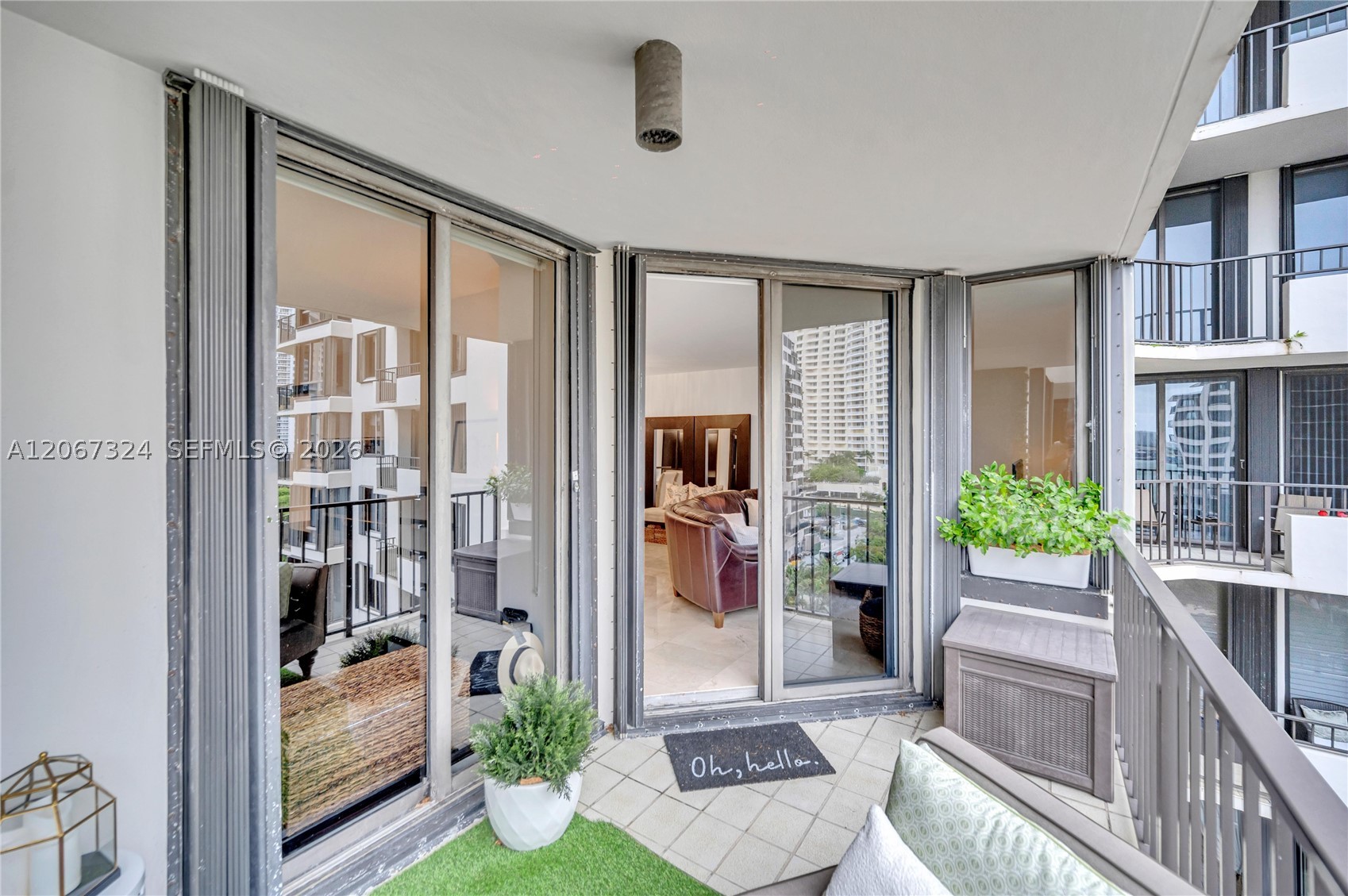 image Brickell Key One17