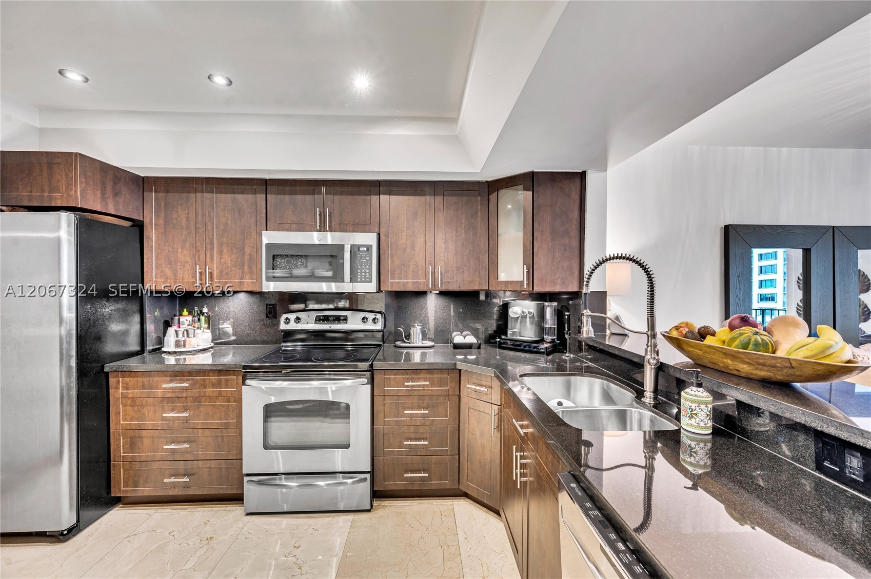 image Brickell Key One2
