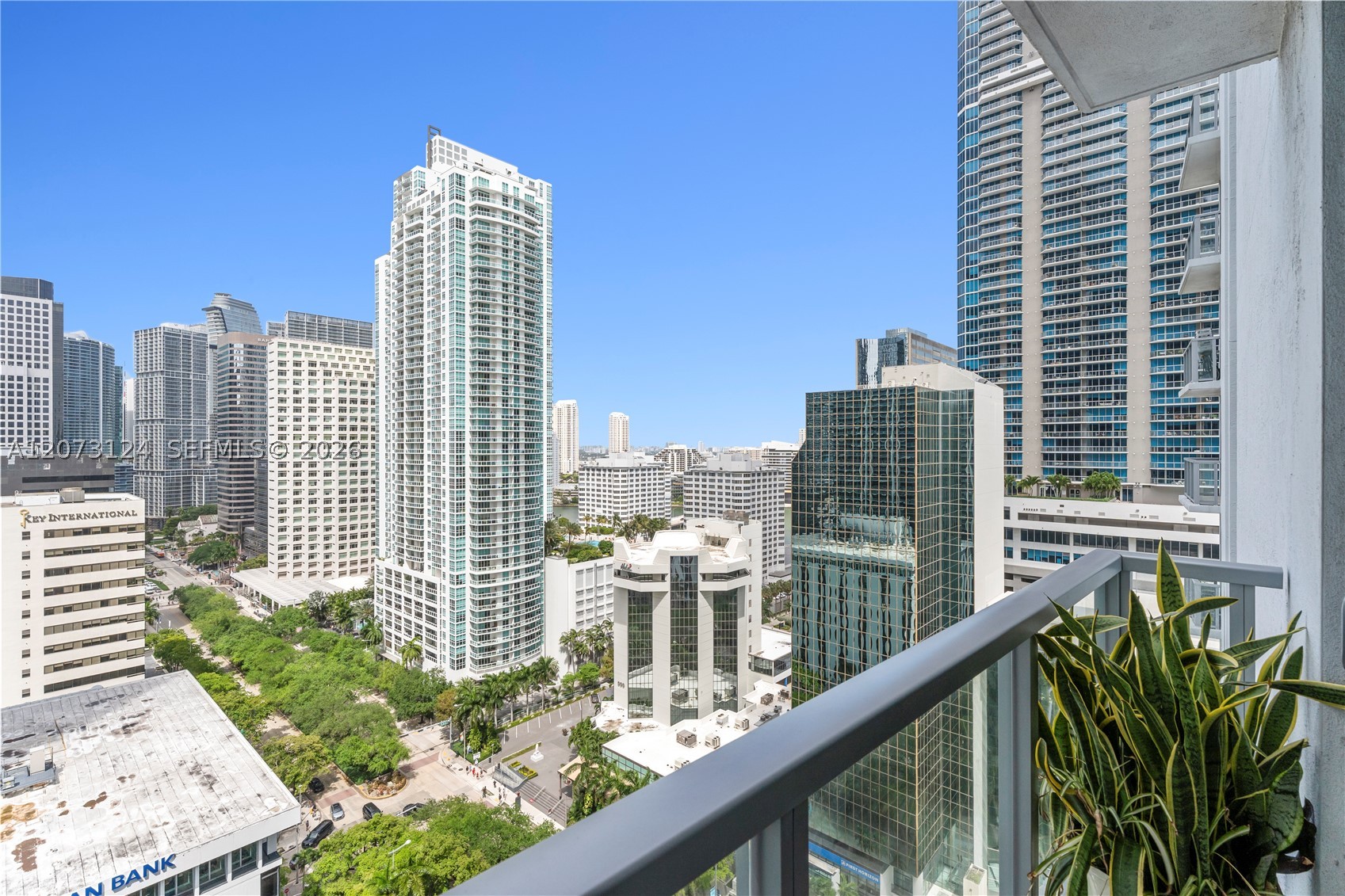 image 1060 Brickell - 106014