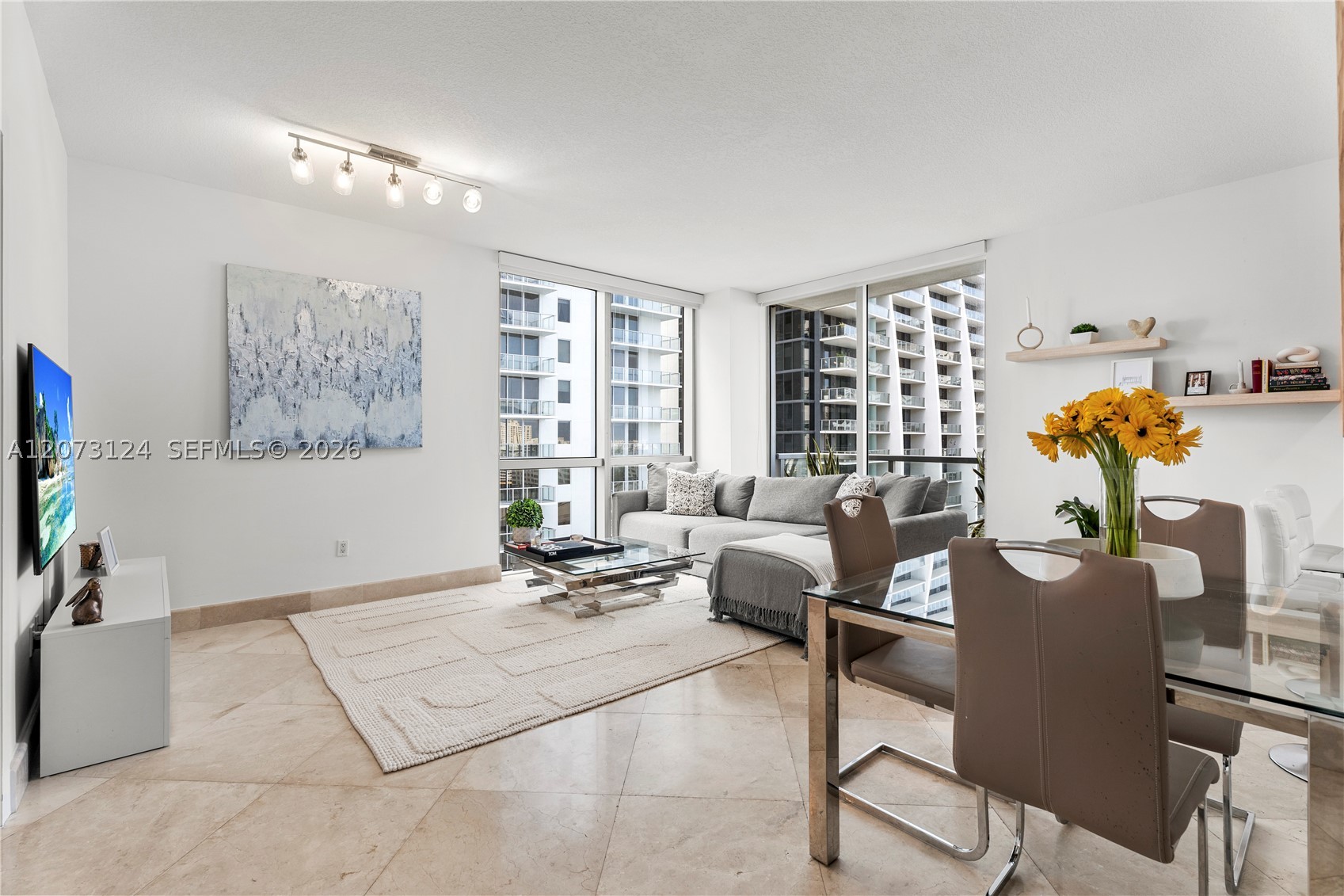 image 1060 Brickell - 10601