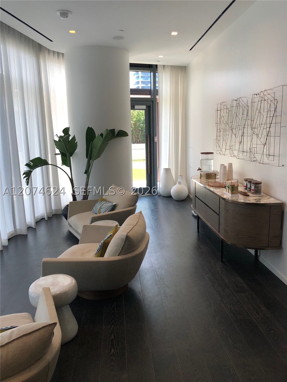 801 S Miami Ave #4905 Miami, FL 33130