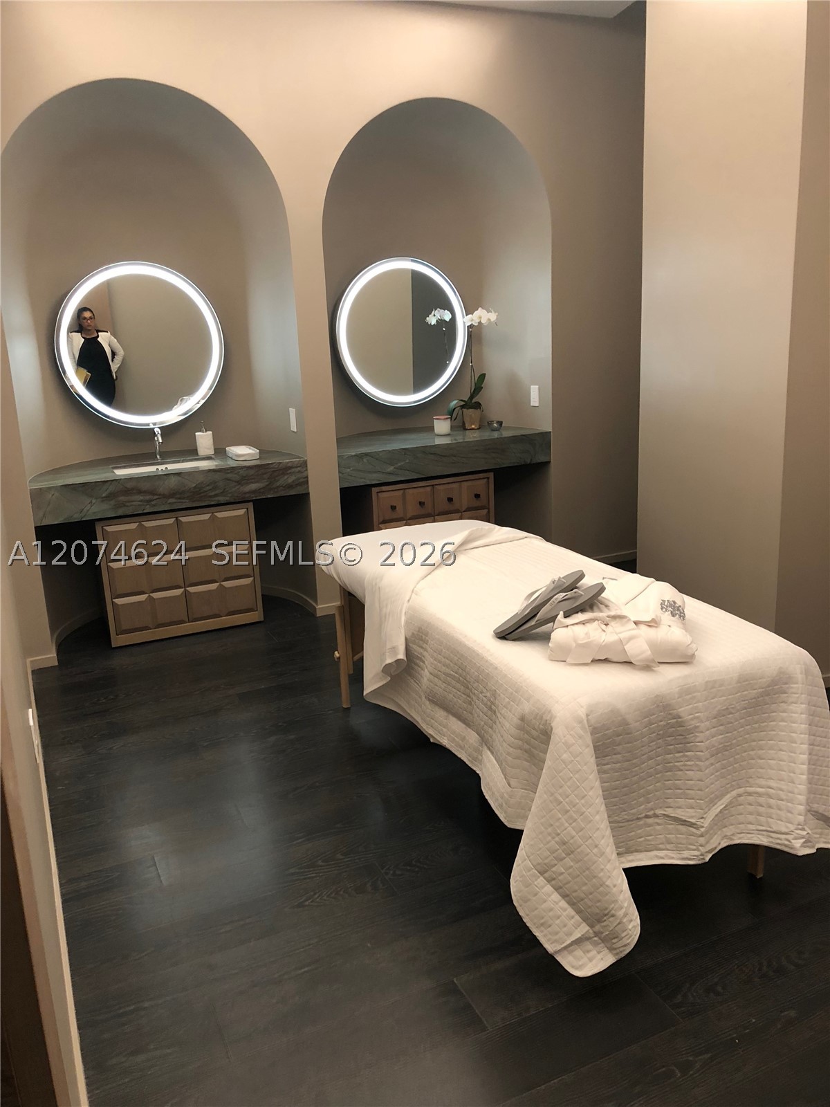 801 S Miami Ave #4905 Miami, FL 33130