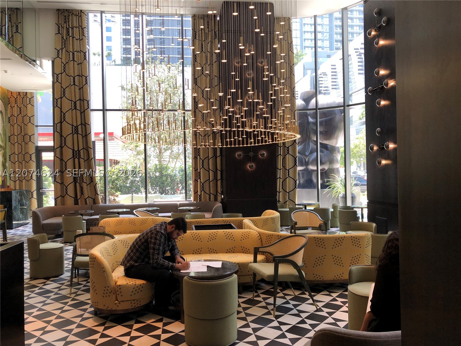 801 S Miami Ave #4905 Miami, FL 33130