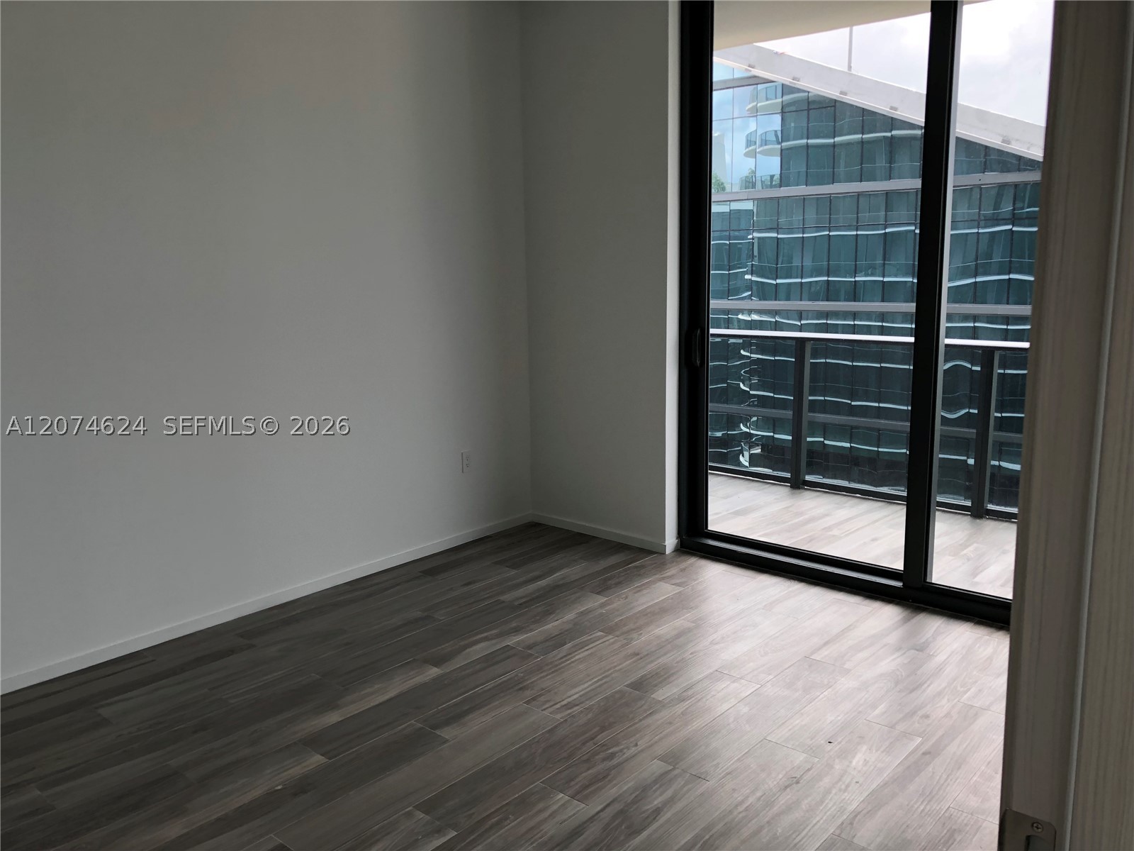 801 S Miami Ave #4905 Miami, FL 33130