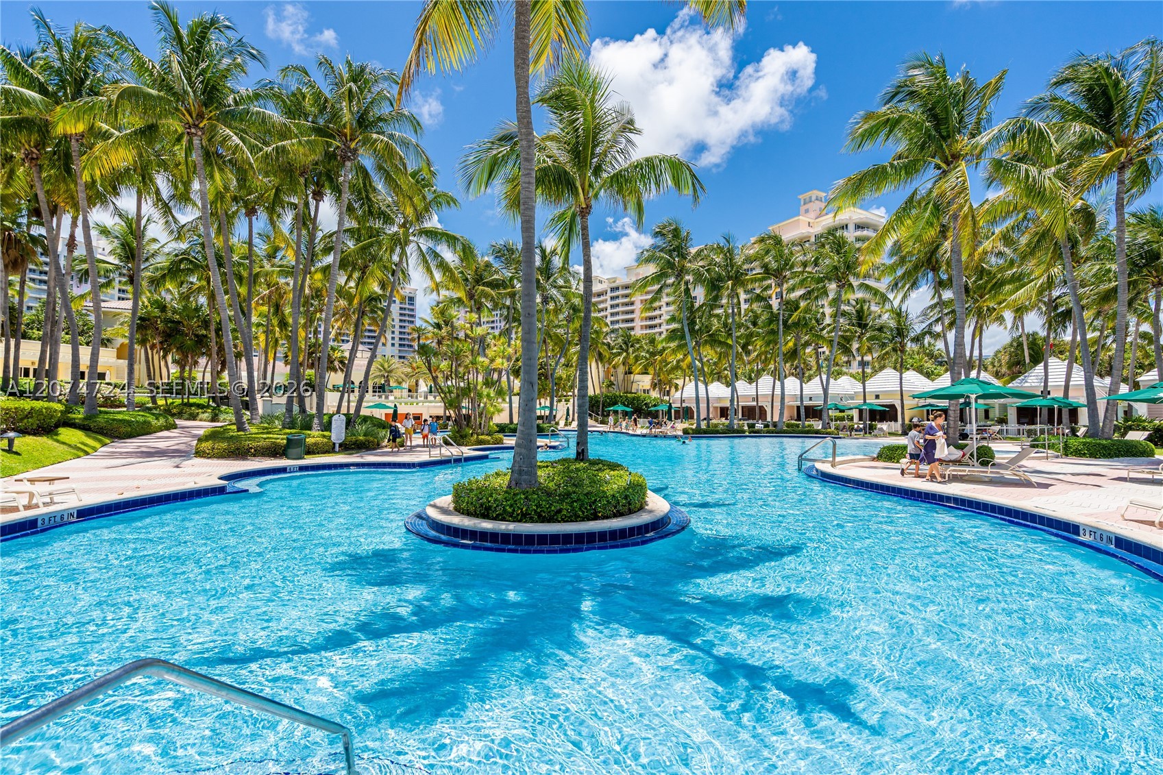 737 Crandon Blvd #PH-1 Key Biscayne, FL 33149