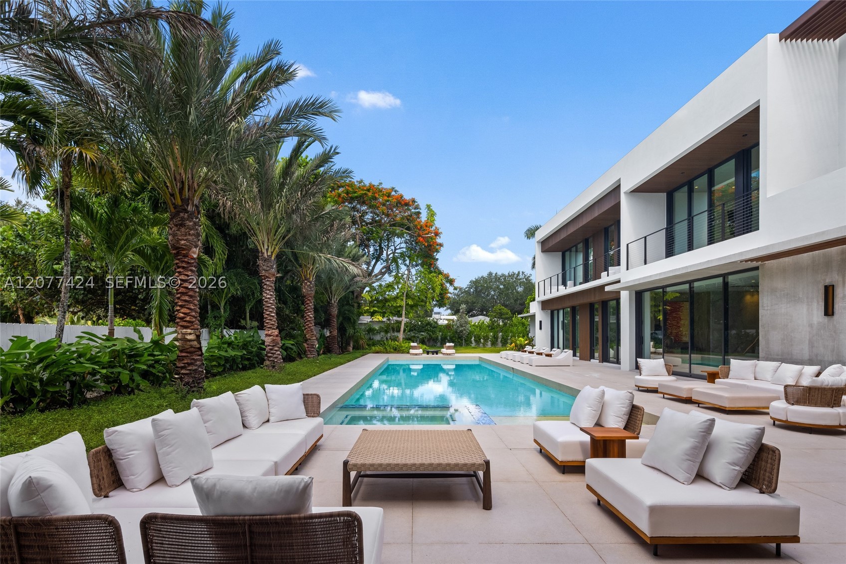 6200 SW 123rd Ter Pinecrest, FL 33156