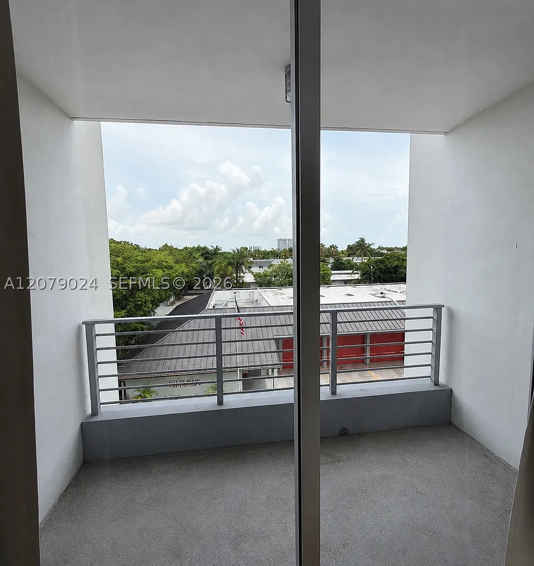 3339 Virginia St #320 Miami, FL 33133