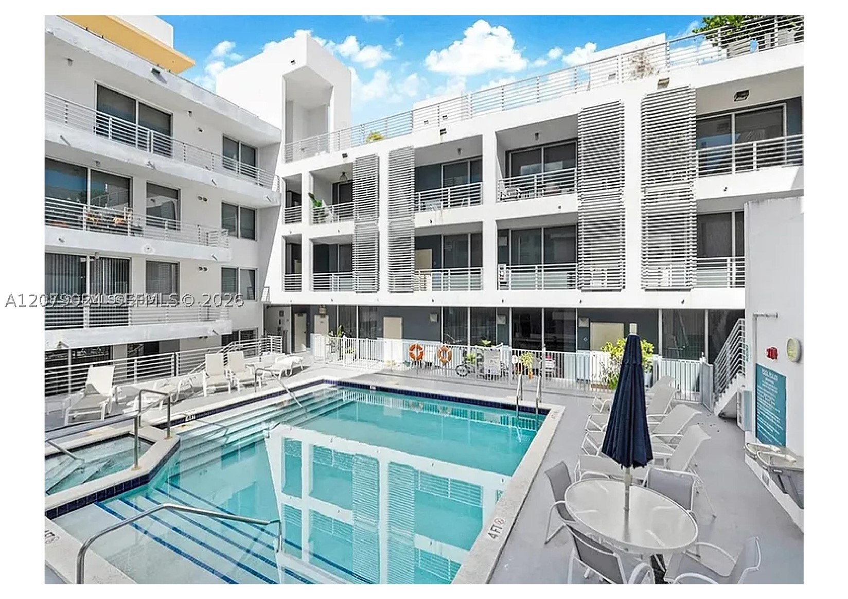 3339 Virginia St #320 Miami, FL 33133