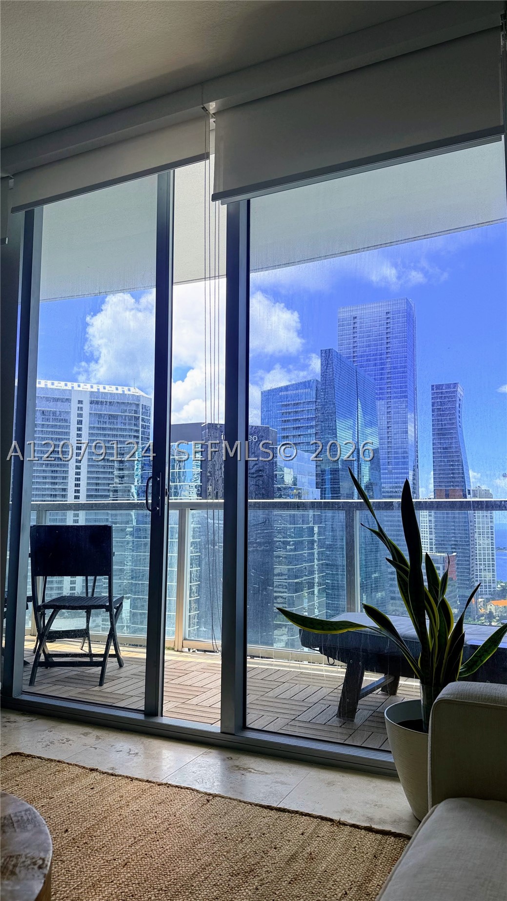 image 1060 Brickell - 10602