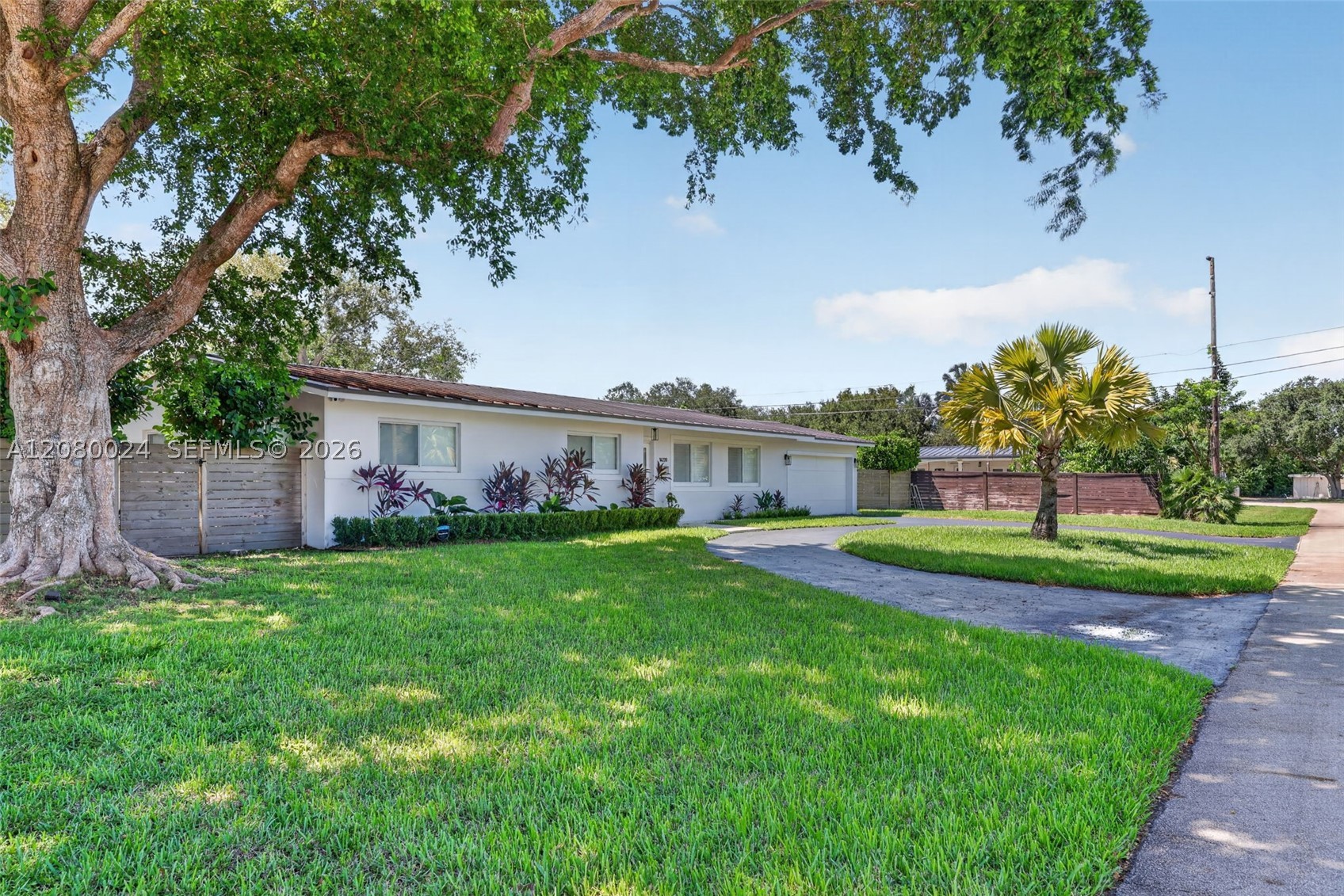 14220 SW 86th Ave Palmetto Bay, FL 33158