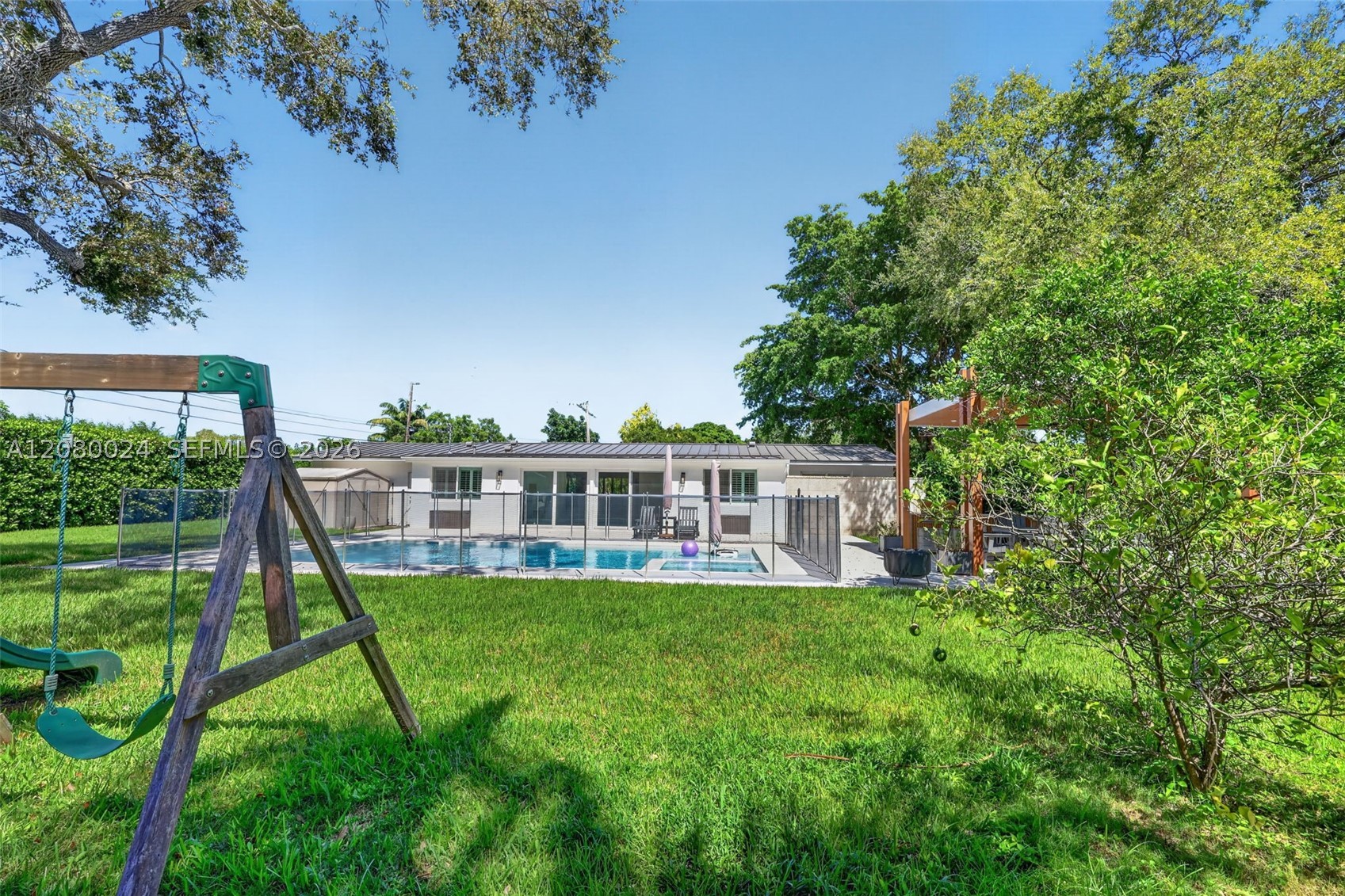 14220 SW 86th Ave Palmetto Bay, FL 33158