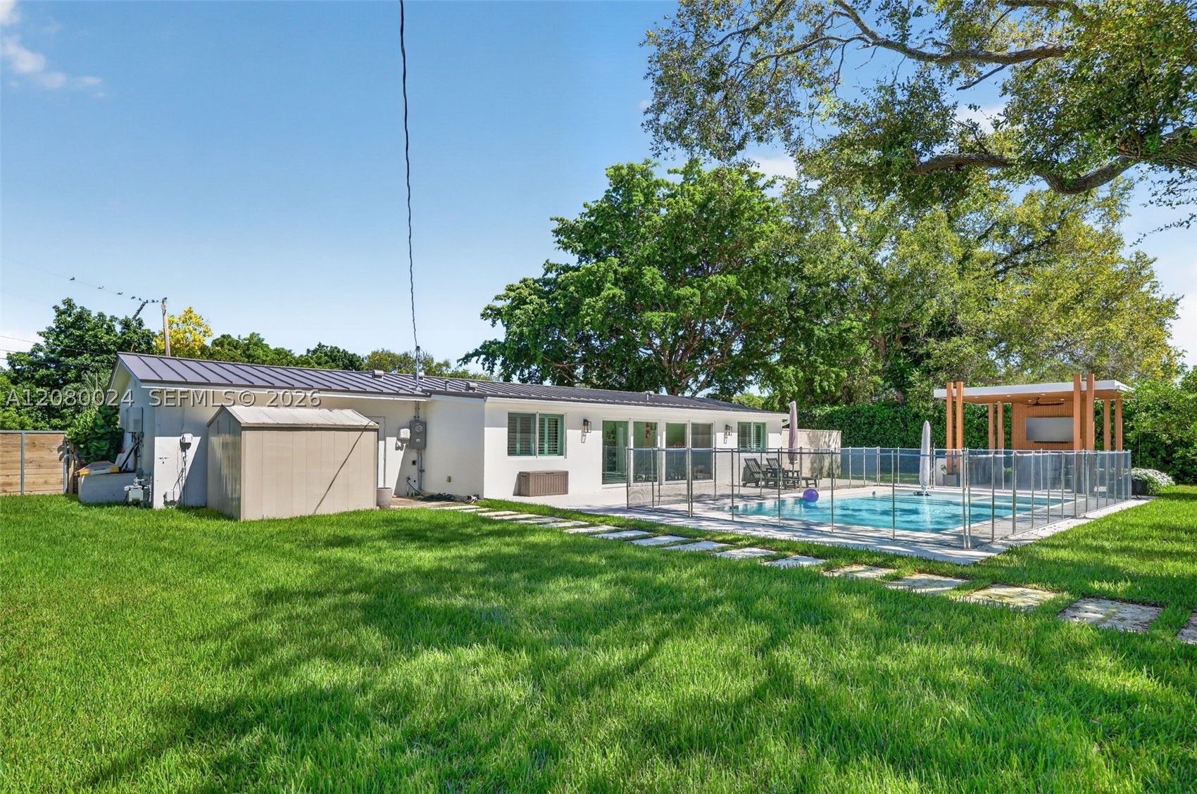 14220 SW 86th Ave Palmetto Bay, FL 33158