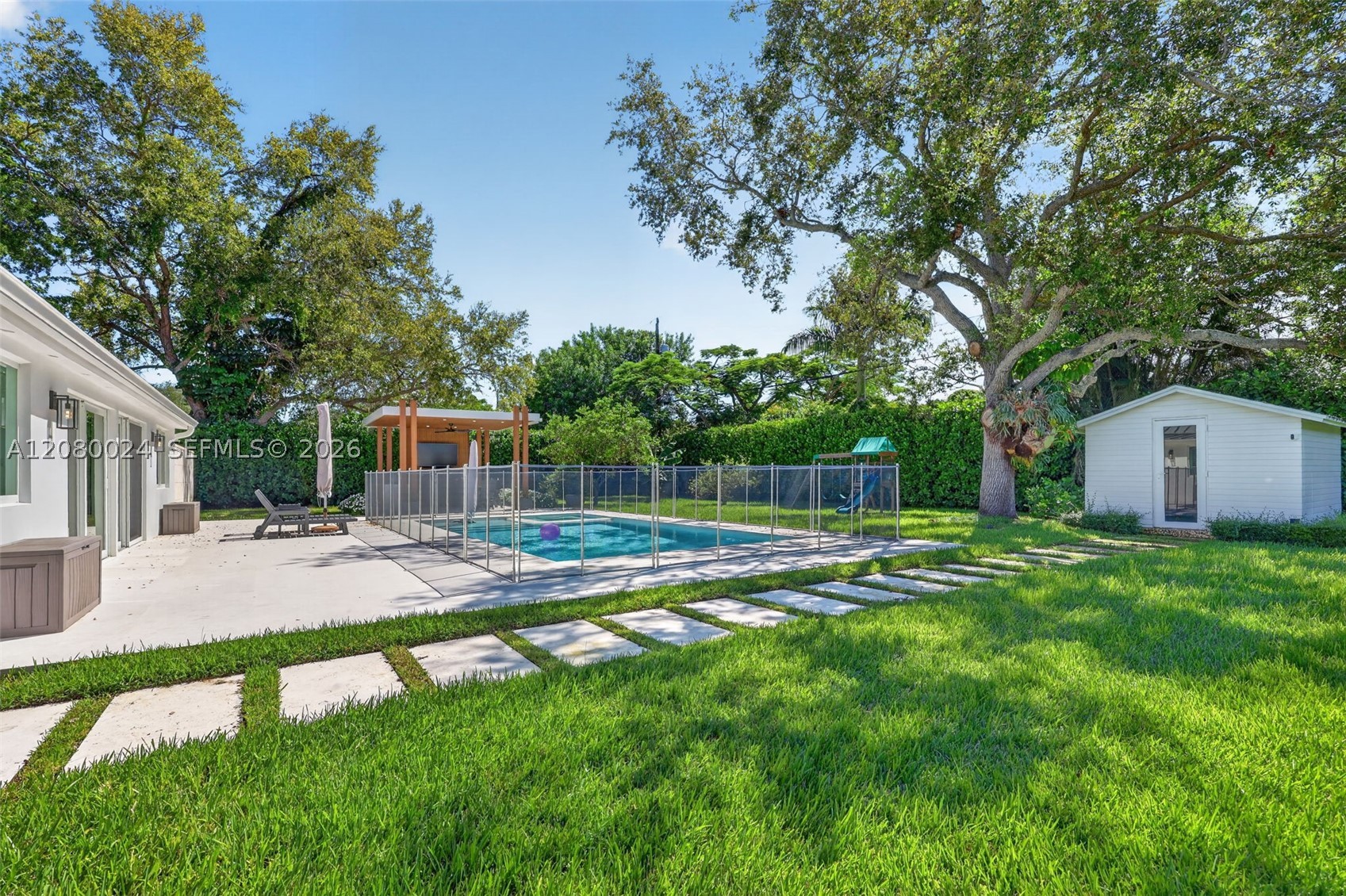 14220 SW 86th Ave Palmetto Bay, FL 33158