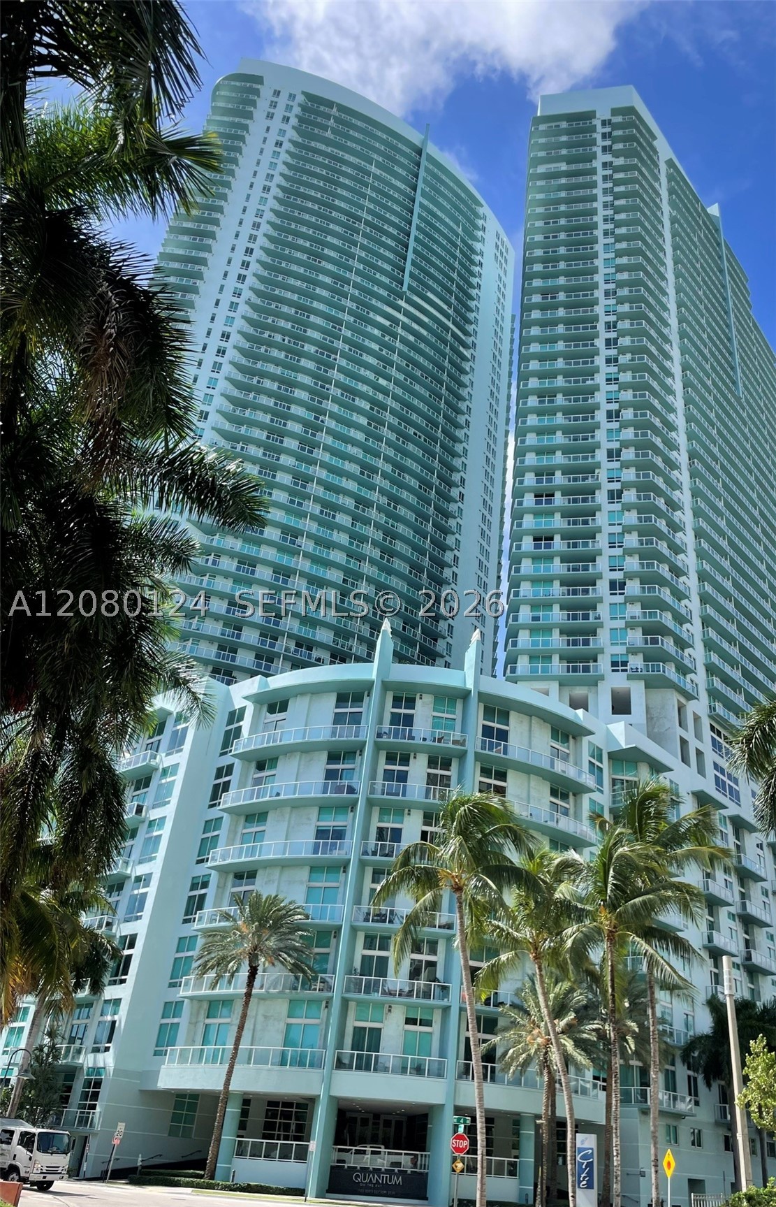 1900 N Bayshore Dr #511